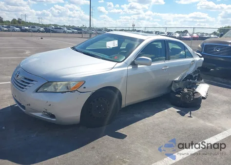 2009 Toyota Camry Le z USA, uszkodzony, nr VIN 4T4BE46K19R100917